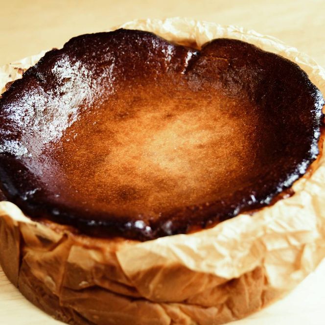 31-5 Cafe ほの香のオホーツクバスクチーズケーキ(6号)