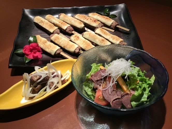 牛タンチーズつくね串、おつまみ蒸し牛タンセット【ふるさと納税 肉 牛肉 牛タン 仙台 名物 グルメ 厚切り プレミアム  ジューシー  ギフト」 冷凍保存  食べ比べ 高級 贅沢】 041009_HC003