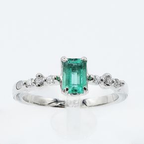 エメラルド リング 0.5ct Pt900　(14456) 指輪 リング プラチナ エメラルド プラチナ ダイヤモンド ジュエリー アクセサリー 山梨県 甲斐市 BR-93