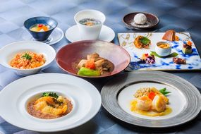 159-2015-60　大磯プリンスホテル　中国料理 滄　「鳳凰コース」ペアランチ・ディナー券【 ホテル・宿泊施設 食事券 旅行 神奈川県 大磯町 中国料理ペアランチ チャイニーズランチセット ペア食事券 中国料理ランチ 中華特選ランチ ペアでホテルランチ体験 】