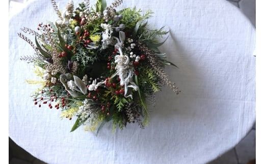 Xmas限定　クリスマスリース Φ30　　花　インテリア　クリスマス　リース　ドライフラワー　おしゃれ　玄関飾り　壁飾り　植物　暮らし　冬　季節限定　きれい　綺麗　季節 ※2025年11月下旬頃より順次発送予定