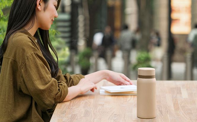 水筒 350ml マグボトル ステンレス ベージュ アイリスオーヤマ SKB-S350 保冷 保温 飲みやすい スクリュー マイボトル おしゃれ シンプル オフィス 通勤 通学 軽量 軽い 