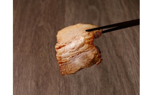 〈訳あり〉【お試し・ブロック塊】　煮豚　計700g（2～4ブロック）チャーシュー 焼き豚 ラーメン 肉 豚肉 ブタ肉 豚バラ おつまみ ボリューム 晩酌 お弁当 おかず 丼 チャーハン たれ 醤油 欲張り ご飯のお供 時短料理 H166-036