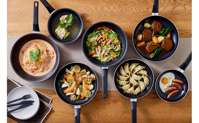 フライパン ダイヤモンドコートフライパン炒め鍋 ガス火対応26cm VDG-W26 ブラックメタリック フライパン ガス火  鍋 片手 炒め鍋 アイリスオーヤマ 26cm 軽い ガス ガス火専用 軽量 お手入れ 簡単 コーティング 単品 一人暮らし 新生活