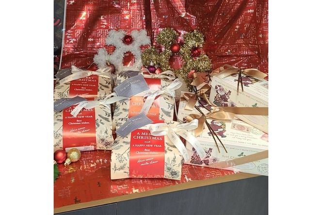 本場ドイツの味！熟成シュトーレン 毎日が特別な日に変わる、ブーランジェリータカタの「手作りシュトーレン」1本　BT00034