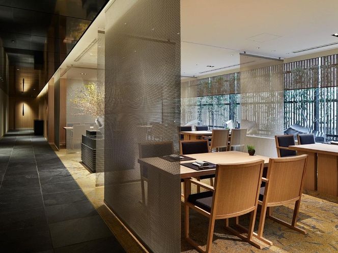 【日本料理「KIZAHASHI」（ザ・サウザンド京都）】ペアディナー食事券 ［ 京都  食事  ディナー 人気 おすすめ  グルメ チケット 割引 ふるさと納税 ］ 261009_A-LA046