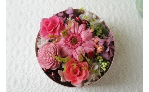 【日付指定可能】プリザーブドフラワーBOXアレンジメント 薔薇 バラ ギフト プレゼント ラッピング 産地直送 インテリア お花 フラワー H193-023