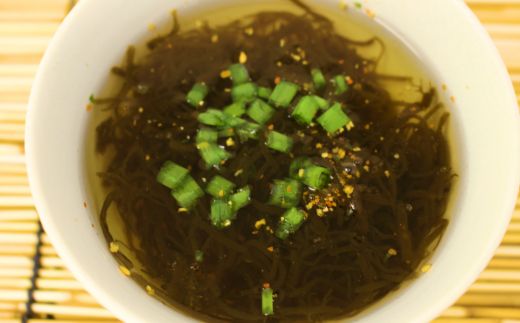 海市水産から直送！生もずくを使用した「もずくスープ5食入り」×7箱