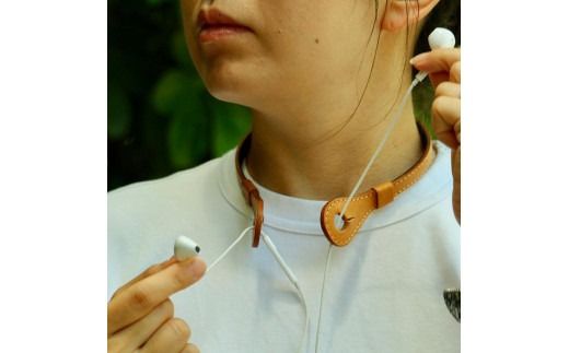 SKLO イヤホンネックホルダー iHooc　Sサイズ