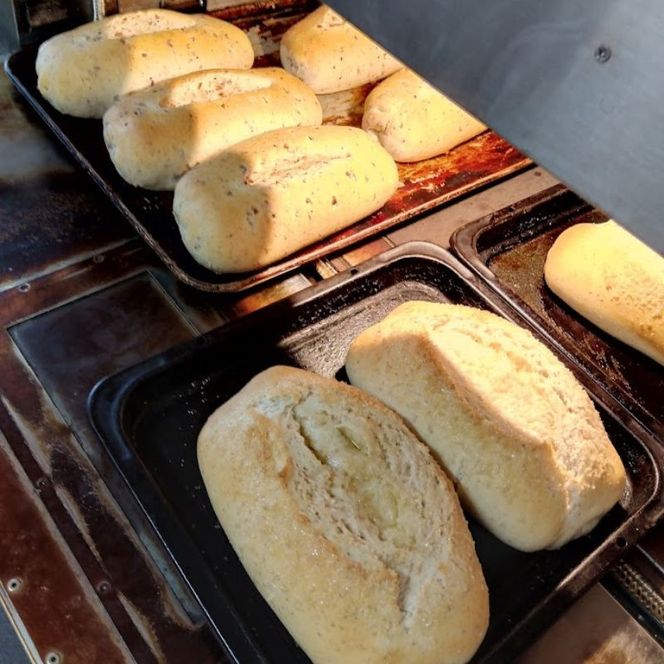 【定期便12回】手づくり天然酵母大きな食事パンセット6種  詰め合わせ 手作り 天然酵母 国産小麦 自然発酵
