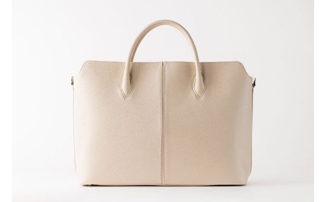 牛革ビジネストートバッグ＜ショルダー付＞【SOP004】 ファッション かばん デザイン 機能性 テフロン加工 国産牛革 贅沢 軽い アクセント 型押し 