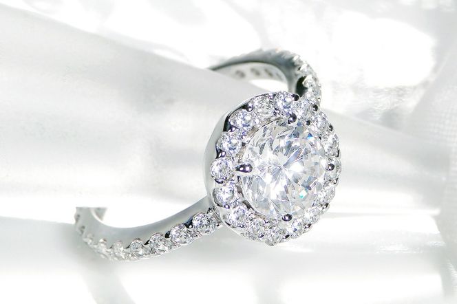pt950 超大粒 1.0ct ダイヤモンド リング【1.65ctUP】  /【中央宝石研究所鑑定書付】 CSR0237-pt SWAV077