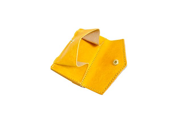 財布 手のひらサイズのレザーコンパクトウォレット イエローダルメシアン レザー 小銭入れ 札入れ コンパクト ダルメシアン ギフト 日用品 雑貨 日進市 愛知県