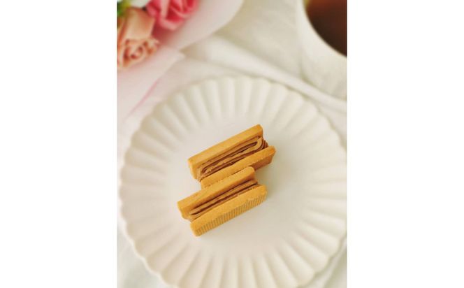 グラスフェッドバターサンド米粉クッキー缶 272183_DH002