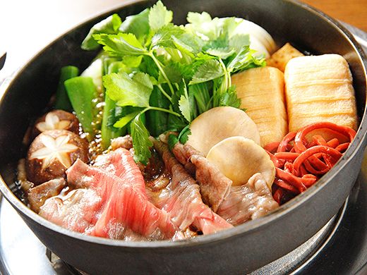 【カネ吉山本】近江牛　すきやき用　【500g】【Y079W1】