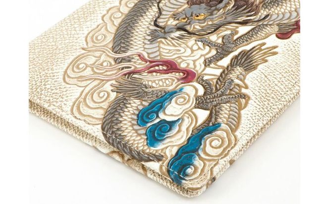 【文庫屋大関】パーソナルホルダー　龍神＜グレー＞【皮革工芸品】 雑貨 日用品 ブックカバー パスポートケース 貴重品入れ マルチケース シンプル 和風 革小物 