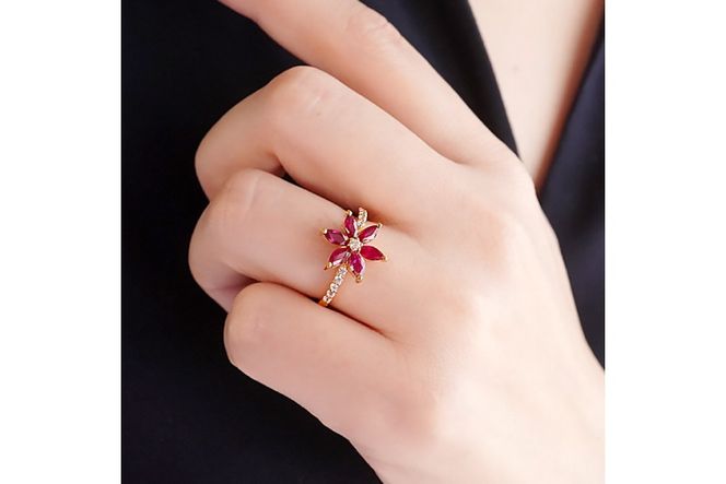 指輪 K18YG イエローゴールド ルビー マーキス フラワー ダイヤモンド 0.17ct レディース 5〜16号 花 カラーストーン 誕生石 ジュエリー 【 f301-ru-k18yg 】[オーダーメイドジュエリーメイ 山梨県 韮崎市 20745622] リング 大人ジュエリー デザインリング