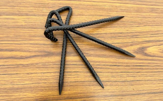 鍛造ペグ 20cm 4本セット / キャンプ キャンプ用品 ペグ キャンプ場 アウトドア用品 / 南島原市 / 重光刃物鍛造工場[SEJ014]