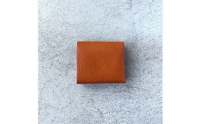 本革 ノンステッチの二つ折りミニ財布 シボ入り栃木レザー ファッション小物 革小物 レザー小物 ウォレット コンパクト カード入れ 小銭入れ お札入れ 