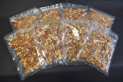 〈2027年3月発送〉 【大容量】4種の無塩ミックスナッツ 4㎏（500g×8袋）アーモンド カシューナッツ マカダミアナッツ くるみ 生ナッツ 直火焙煎 おつまみ おやつ 大満足 チャック付き 美容 健康 人気 高リピート ナッツ  H059-200_Mar
