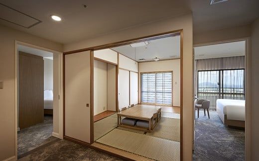 【ANAクラウンプラザリゾート沖縄うるまヒルズ】ファミリーエグゼクティブスイート（8名様まで）夕朝食付き