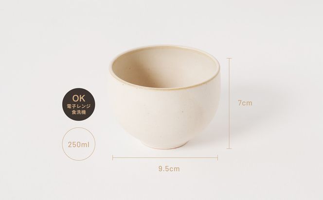 【fuuu】茶かざり抹茶碗 桐箱入〈桜白色〉｜京都 清水焼 抹茶椀 人気 おしゃれ [ 京焼 窯元 陶謙窯 抹茶椀 おしゃれ 人気 おすすめ お茶 抹茶 茶道 茶道具 ギフト プレゼント お取り寄せ 通販 送料無料 ふるさと納税 ]	 261009_B-XV02VC01