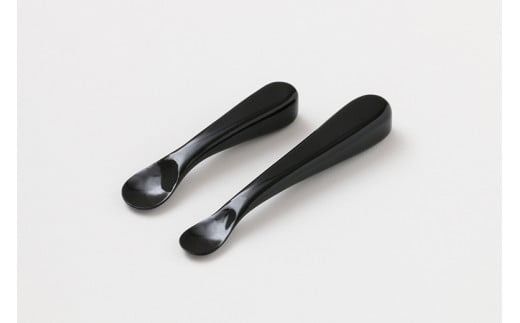 木製 ベビースプーン 親子さじ 漆仕上げ 2本 セット スプーン おやこさじ うるし 赤ちゃん 幼児 ファーストスプーン 離乳食 ギフト ラッピング プレゼント 贈り物 出産祝い 誕生日祝い のし 受注生産品 山のくじら舎 高知県産 ヒノキ 0.5歳 L145mm L115mm ひのき 食器 キッズ 子供用 木 天然素材 安全 安心 日本製 手作り 職人 伝統工芸 安芸市 高知県