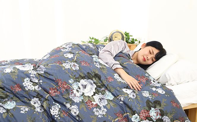 【羽毛布団専門店】羽毛掛け布団シングル日本製ダウン93％1.2kg立体キルト羽毛布団　花柄ネイビー 寝具 プレミアムダウン 高品質 滑らかな肌さわり おしゃれ 柄物 暖かい 暖気が逃げない 