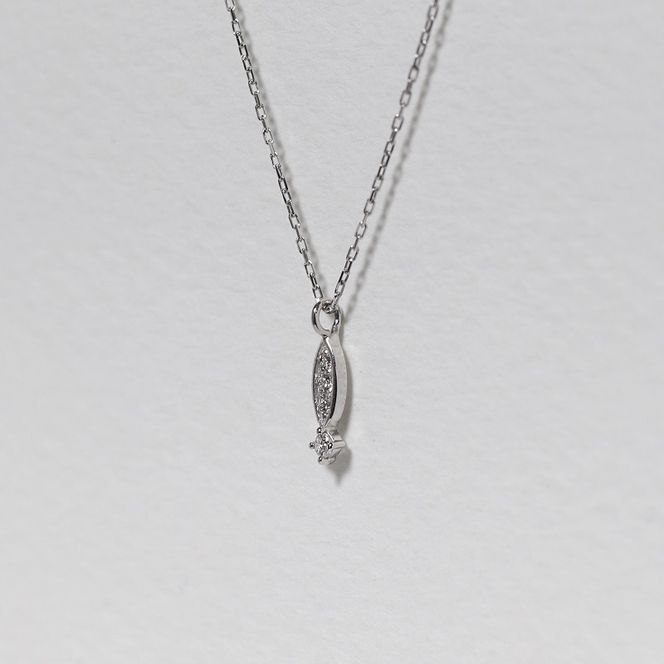 プラチナ 0.04ct ダイヤモンドペンダント　BQ-165