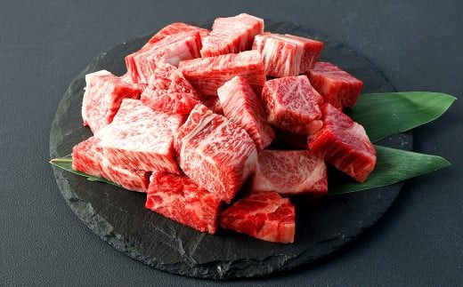 ＜宮崎牛 ロースサイコロステーキ 500g＞翌月末迄に順次出荷【c1306_mc_x1】 牛肉 和牛 黒毛和牛 4等級以上 ブランド牛 肉 宮崎牛 ロース肉 ロース ステーキ