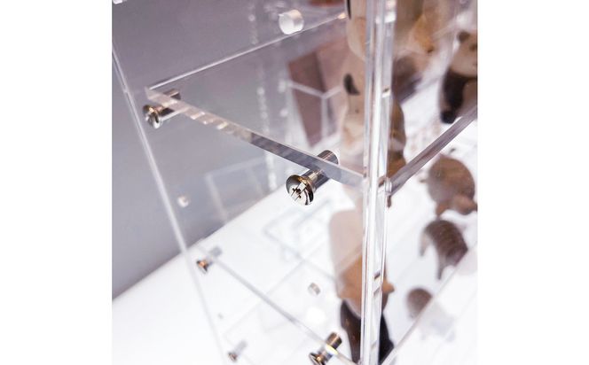 アクリルコレクションケースBタイプ　W30cm×D12cm×H43cm　川崎市自社工場一貫生産品　１台【ガラスカラー】 141305_MH11VC02