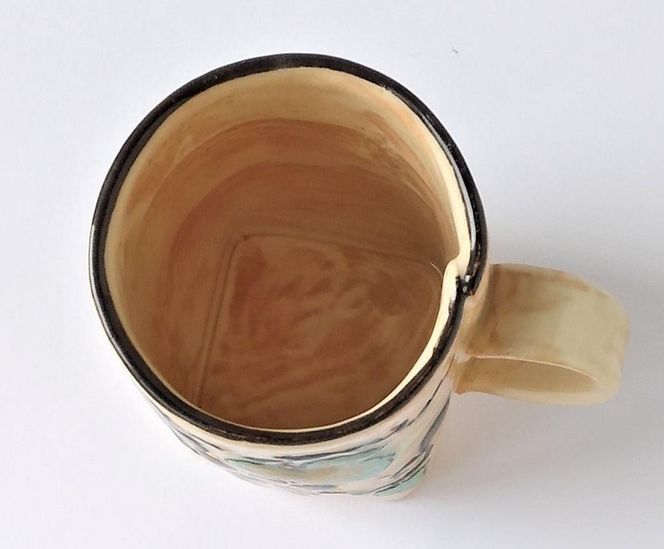 【ギャラリー洛中洛外】形が特徴的で実り多い葡萄が華やか 浮花葡萄マグカップ 261009_A-GM002