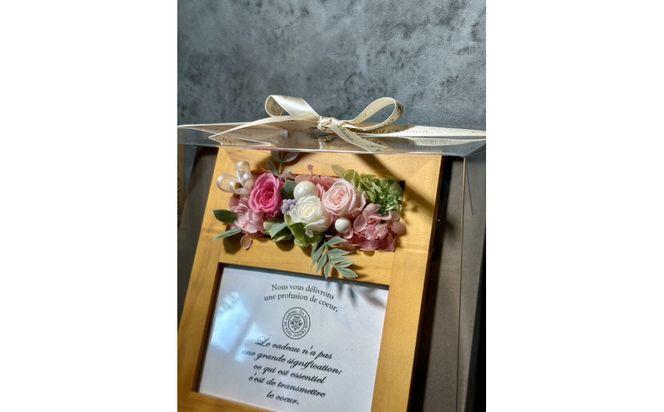 ブリザードフラワーのフォトフレーム（木製スタンドタイプ)【ピンク】 322032_GC003VC02