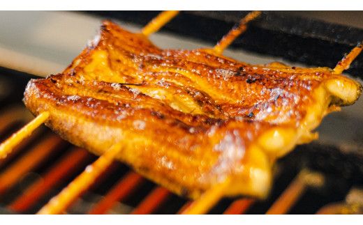 【 麻布しき 】 国産 鰻 蒲焼 × 2尾 うなぎ ウナギ 冷凍 おいしい 蒲焼き かばやき たれ焼き 土用 丑の日 無頭 タレ 山椒 付 縁起 敬老の日 名店 老舗 [DJ007us]