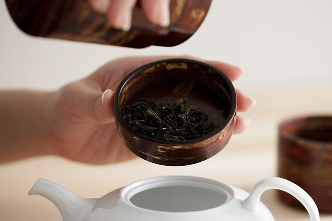 角館樺細工《藤木伝四郎商店》素筒 茶筒（平）無地皮 角館工芸協同組合|02_kdk-470101