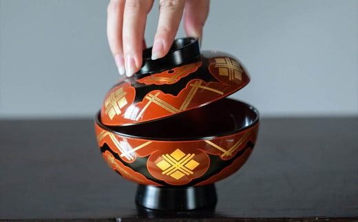 秀衡塗「煮物椀（雲紋・黒内古代朱）」 / 漆器 お椀 吸い物椀 煮物椀 おわん 食器 ふた付き 漆椀 漆塗 うるしぬり 手塗り 木製 伝統工芸品 和 お正月 高級 結婚 新築祝い お祝い 贈答 贈り物 プレゼント ギフト 香典返し お返し おもてなし