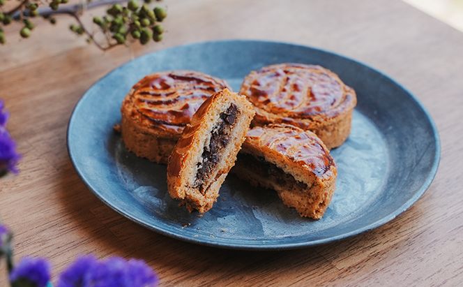 あんバター仏蘭西菓子カニアンヌ(8個セット) お菓子 スイーツ 発酵バター 焼き菓子 アーモンドクリーム しっとり あんこ 無添加素材使用 お茶菓子 ティータイム 