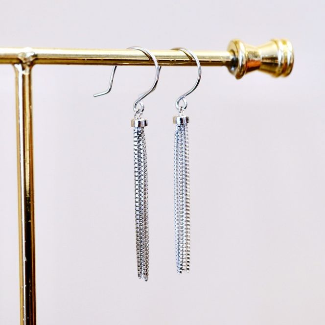 K18WG ホワイトゴールド 地金 揺れる ピアス 保証書付 SNO-1927 SWAD032