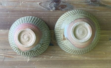 黄唐津 しのぎ飯碗 （ 夫婦茶碗 ） 糸島市 / 高麗窯【いとしまごころ】 [AOZ010] 茶碗 お茶碗 ペア セット ご飯 陶器 器 うつわ シンプル