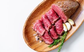 香川県産黒毛和牛オリーブ牛　モモブロック800g（400g×2） お肉 牛肉 もも肉 国産 焼肉 食材 
