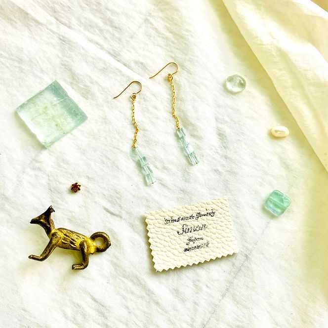 ピアス ice blue K14gf ロング チェーン