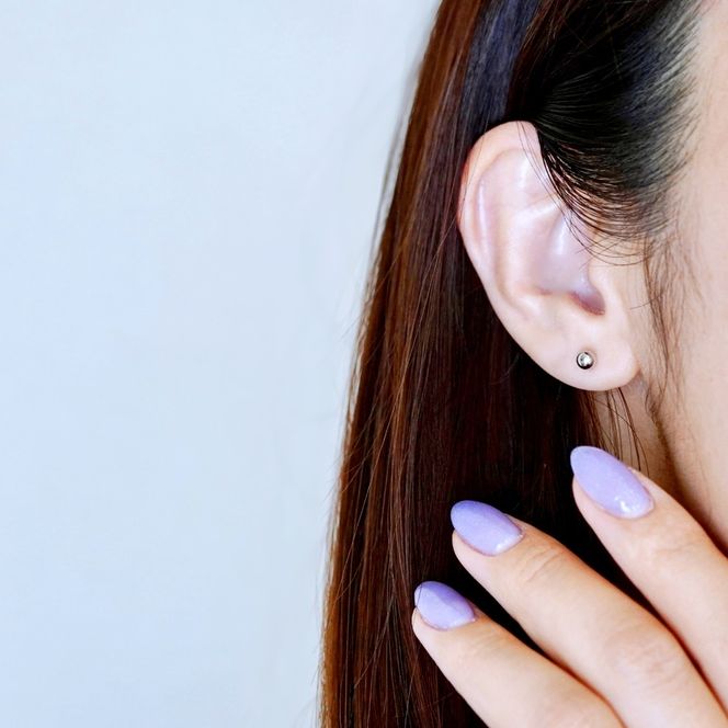 【ジュエリー】Pt900 プラチナ  地金 シンプル ボール ピアス (4mm) 保証書付 KO-0002 242-008-a