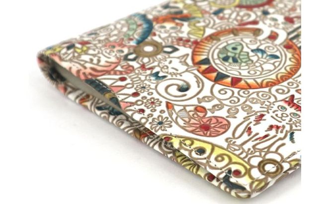 【文庫屋大関】パーソナルホルダー　かくれんぼ猫【皮革工芸品】 雑貨 日用品 ブックカバー パスポートケース 貴重品入れ マルチケース シンプル 和風 革小物 