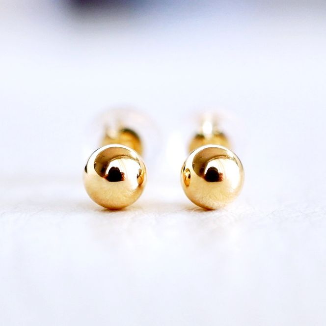 【ジュエリー】K18 18金 ゴールド 地金 シンプル ボール ピアス (4mm) 保証書付 KO-0002 242-008-b