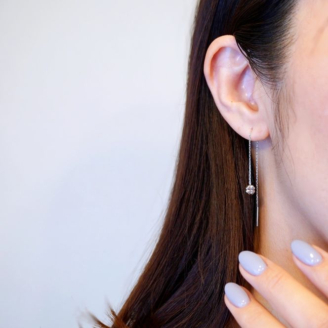 K18WG(18金) ホワイトゴールド 地金 クローバー チェーン ピアス シンプル 幸運 希望 幸福 愛情 健康 保証書付 KO-0072 242-036-b