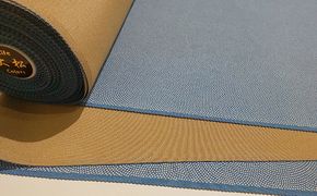 江戸小紋 反物 着尺 鮫小紋 中鮫 ブルー系 大松染工場 正絹 100％ 絹 生地 着物 着物生地 和装 民芸品 工芸品 伝統工芸品 おしゃれ かわいい 東京 東京都 墨田区