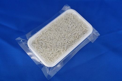 【１年定期便 毎月 全12回】便利！ しらす屋のしらす干し 小分けタイプ 630ｇ（70g×9p） 魚介類 しらす シラス 国産 海の幸 ご飯のお供 おつまみ しらす丼 グルメ ギフト 贈り物 やみつき 冷凍 小分け H006-094