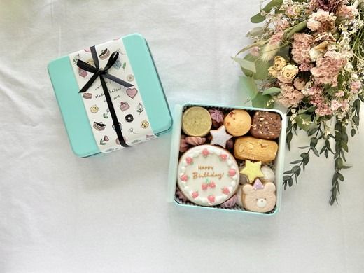 【studio chaleur+】バースデークッキー缶 | クッキー クッキー缶 クッキーボックス クッキーBOX cookie お菓子 缶 詰め合わせ アソート スイーツ 洋菓子 誕生日 バースデー お祝い ギフト プレゼント 贈り物 贈答 人気 おしゃれ 可愛い 岐阜県 瑞穂市