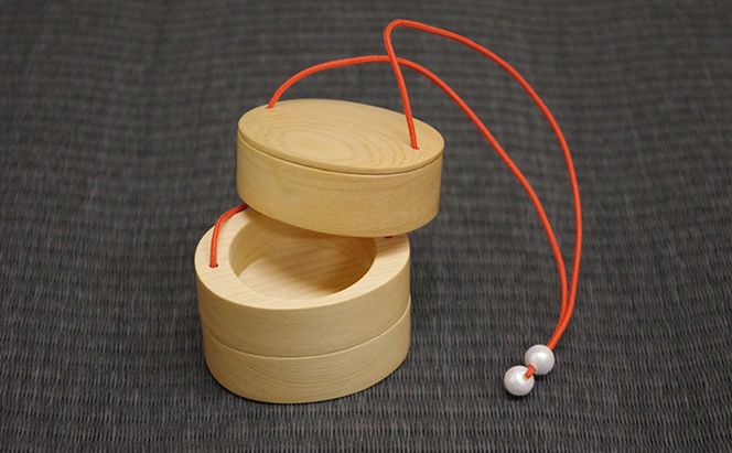 おとも箱 指物益田 小物入れ 薬入れ 薬入れケース アクセサリーケース 収納 薬ケース 小物ケースアクセサリー入れ 持ち運び 携帯用 木製 民芸品 工芸品 伝統工芸品 コンパクト 日用品 雑貨 東京 東京都 墨田区