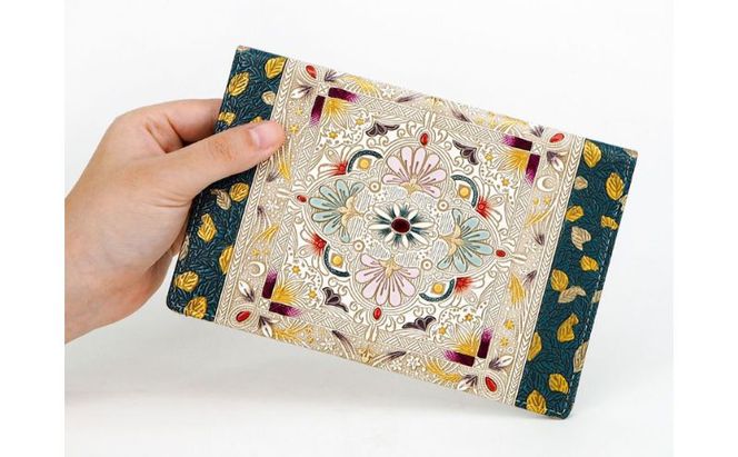 【文庫屋大関】パーソナルホルダー　黄金のタピ【皮革工芸品】 民芸品 雑貨 日用品 手作業 